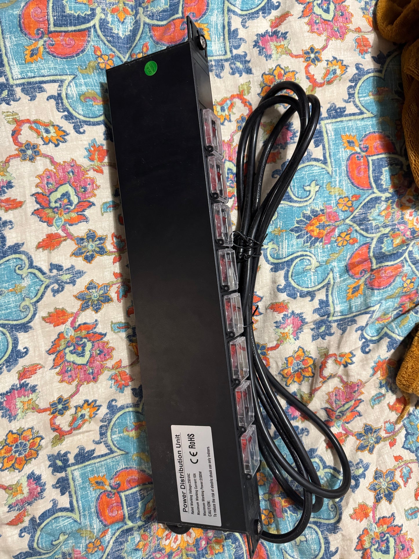 Power distribution unit