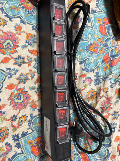 Power distribution unit